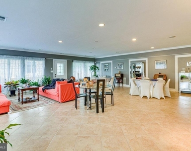 8212 Old Georgetown Road - Photo Thumbnail 23