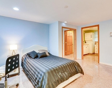 8212 Old Georgetown Road - Photo Thumbnail 38