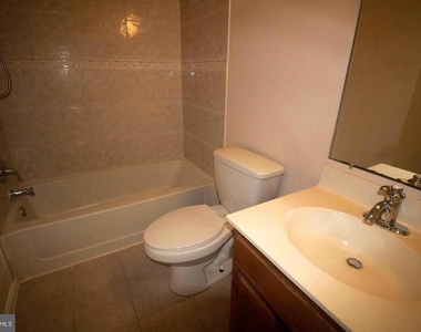 10500 Prairie Landing Terrace - Photo Thumbnail 10