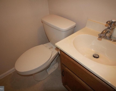 10500 Prairie Landing Terrace - Photo Thumbnail 11