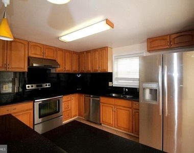 10500 Prairie Landing Terrace - Photo Thumbnail 2