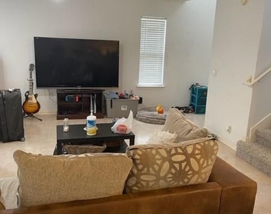 1105 Stephanie Lee Ln - Photo Thumbnail 12