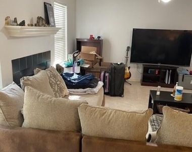 1105 Stephanie Lee Ln - Photo Thumbnail 13