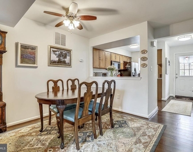 2066 Derby Ridge Lane - Photo Thumbnail 5