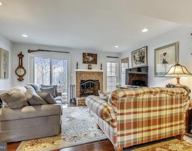 2066 Derby Ridge Lane - Photo Thumbnail 2