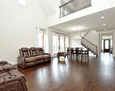 9703 Bayshore Bnd - Photo Thumbnail 5