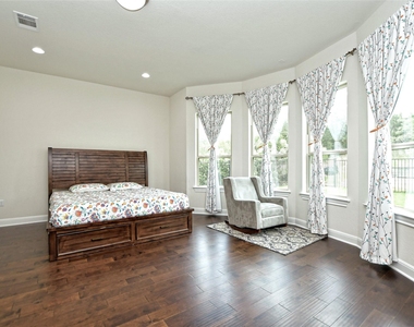 9703 Bayshore Bnd - Photo Thumbnail 17
