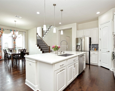 9703 Bayshore Bnd - Photo Thumbnail 11