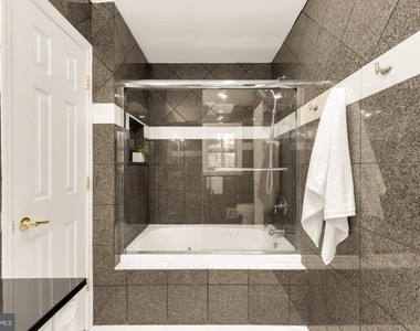 5001 Overlea Court - Photo Thumbnail 22