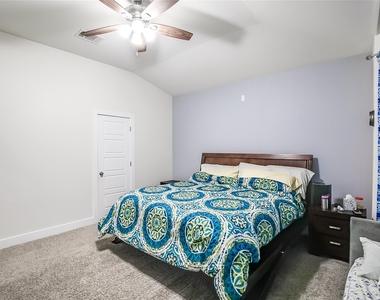 15912 Cadoz Dr - Photo Thumbnail 15