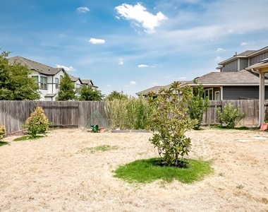 15912 Cadoz Dr - Photo Thumbnail 30