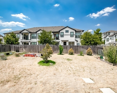 15912 Cadoz Dr - Photo Thumbnail 26