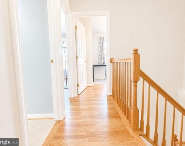 10417 Heathside Way - Photo Thumbnail 13