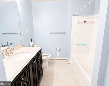 10417 Heathside Way - Photo Thumbnail 15