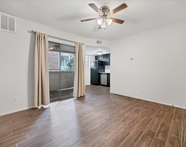 2500 Burleson Rd - Photo Thumbnail 8