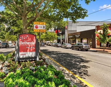 4800 Chevy Chase Drive - Photo Thumbnail 10