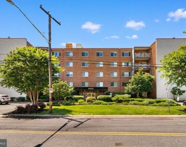 4800 Chevy Chase Drive - Photo Thumbnail 6