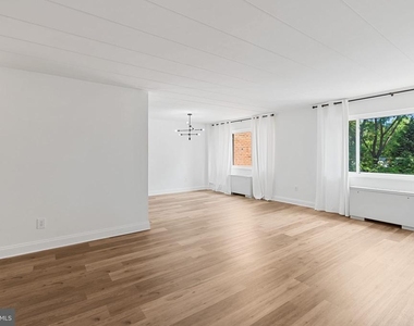 4800 Chevy Chase Drive - Photo Thumbnail 13