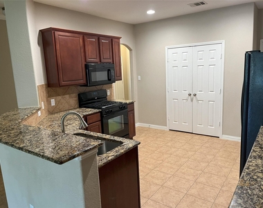 2375 Garlic Creek Dr - Photo Thumbnail 5