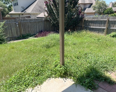 2375 Garlic Creek Dr - Photo Thumbnail 16