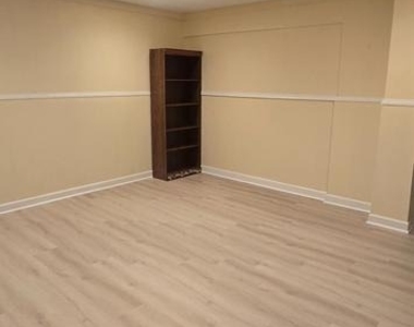 10905 Bolton Drive - Photo Thumbnail 22