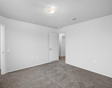 7204 Outfitter Dr - Photo Thumbnail 26