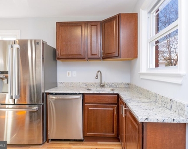 10026 Lorain Avenue - Photo Thumbnail 12