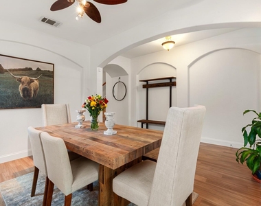 10305 Channel Island Dr - Photo Thumbnail 8