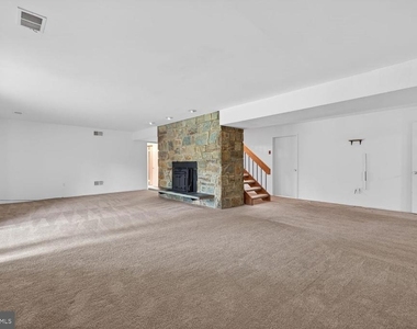 9404 Woodington Drive - Photo Thumbnail 25