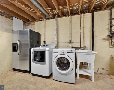9404 Woodington Drive - Photo Thumbnail 38