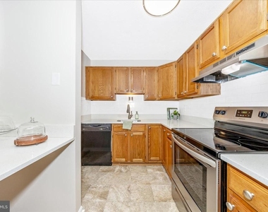 2112 Whitehall Road - Photo Thumbnail 14