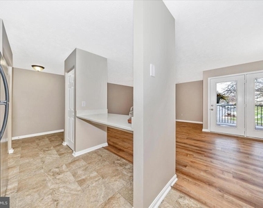 2112 Whitehall Road - Photo Thumbnail 18
