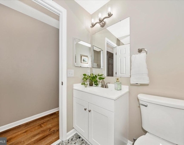 2112 Whitehall Road - Photo Thumbnail 32