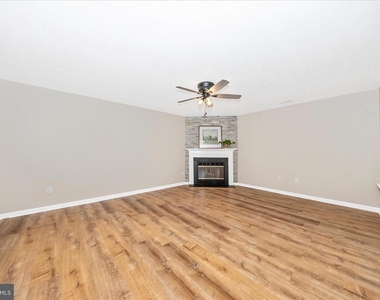 2112 Whitehall Road - Photo Thumbnail 7