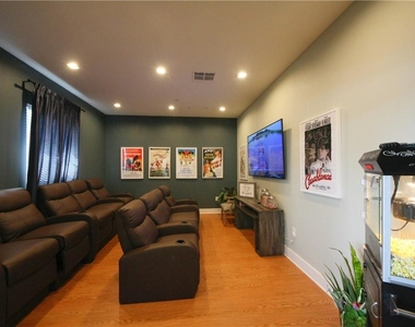 2400 Louis Henna Blvd - Photo Thumbnail 15