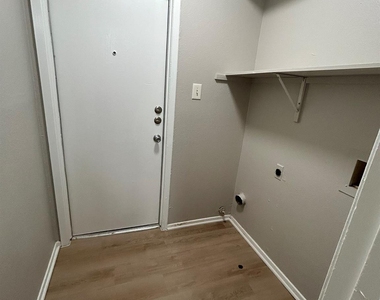 7900 West Gate Blvd - Photo Thumbnail 6