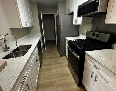 7900 West Gate Blvd - Photo Thumbnail 4