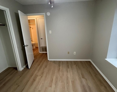 7900 West Gate Blvd - Photo Thumbnail 8