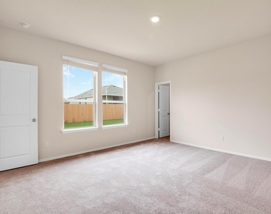 200 Janice Rd - Photo Thumbnail 9