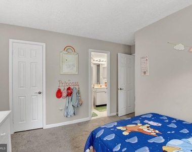 4016 17th Street - Photo Thumbnail 16
