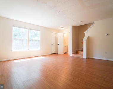 36 Gwynnswood Road - Photo Thumbnail 7