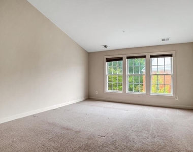 5109 Strawbridge Terrace - Photo Thumbnail 16