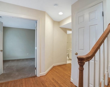 5109 Strawbridge Terrace - Photo Thumbnail 11