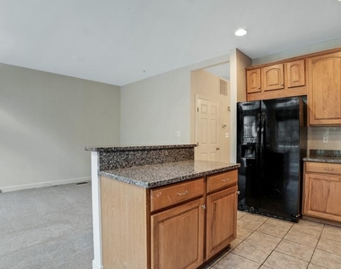 5109 Strawbridge Terrace - Photo Thumbnail 9