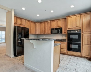5109 Strawbridge Terrace - Photo Thumbnail 8