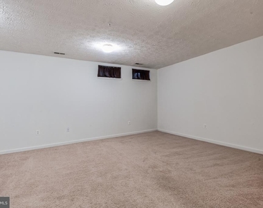 8334 Tapu Court - Photo Thumbnail 24