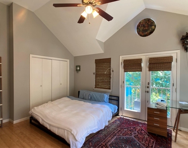 1509 Treadwell St - Photo Thumbnail 7