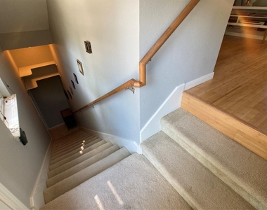 1509 Treadwell St - Photo Thumbnail 16