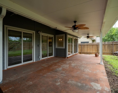 6307 Avery Island Ave - Photo Thumbnail 20