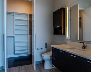 414 Light Street - Photo Thumbnail 14